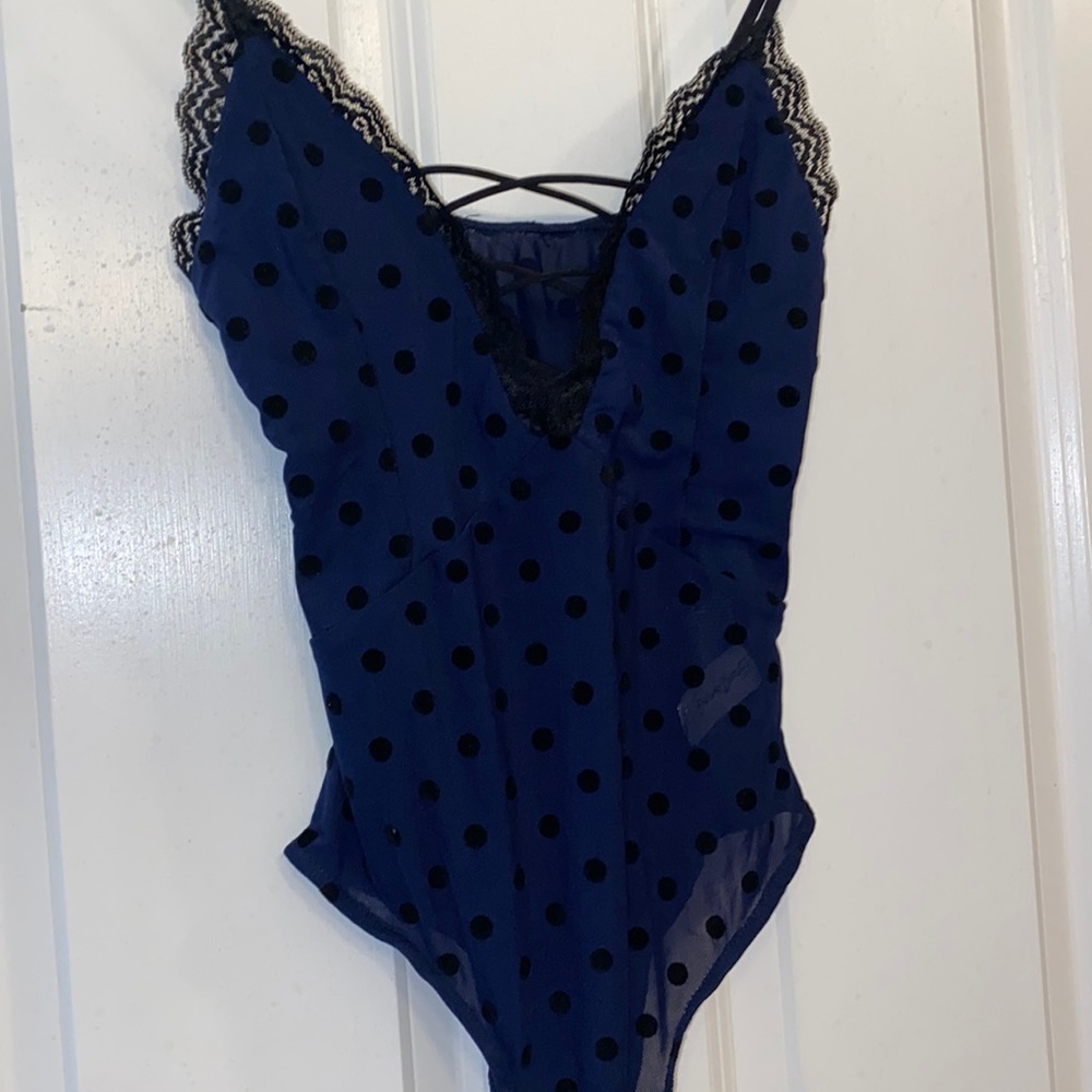NWT Polka dot bodysuit